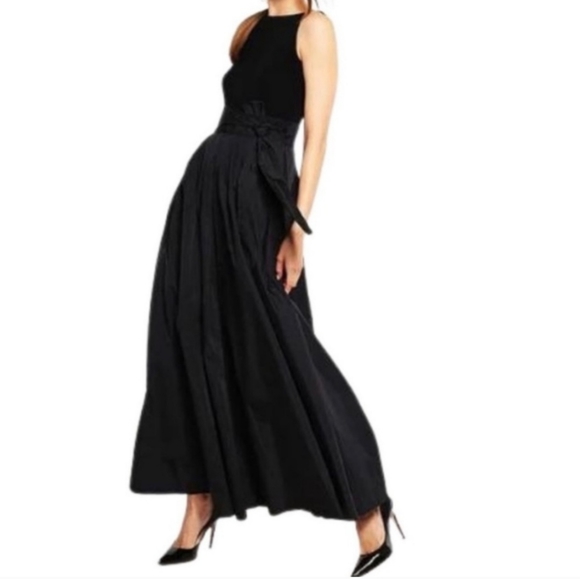Lauren Ralph Lauren Black Taffeta Gown with Wrap Waist, size 16 - Picture 6 of 12